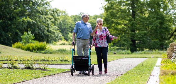 Comprehensive Solutions for Senile Pruritus Relief: Top Skin Care Tips for Elderly Comfort